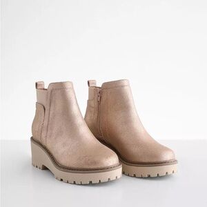 DV Dolce Vita Fury girls faux leather boot in rose gold size 1